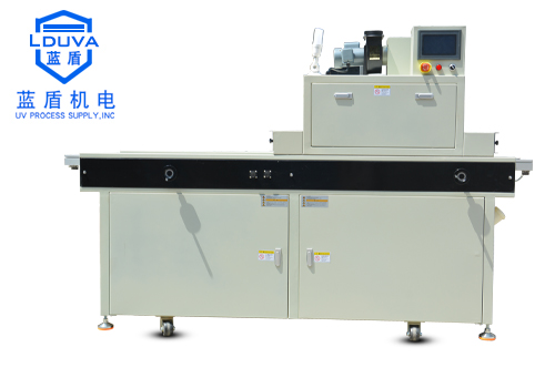 可調(diào)寬窄大功率水冷式UVLED固化機(jī) 可調(diào)寬窄大功率水冷式UVLED固化機(jī)