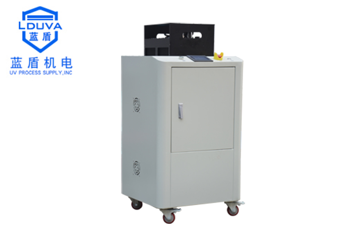 uv固化設(shè)備水冷機(jī)和風(fēng)冷機(jī)區(qū)別在那？